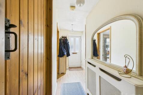 Hallway- Mark Stephens EweMove Newmarket and Soham