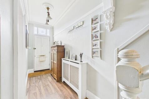 Hallway- Mark Stephens EweMove Newmarket and Soham