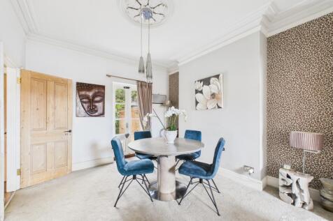 Dining Room- Mark Stephens EweMove Newmarket and S