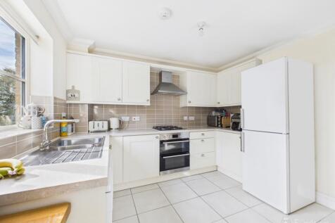 Kitchen-Diner- Mark Stephens EweMove Newmarket and