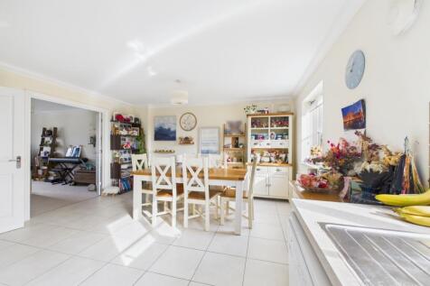 Kitchen Diner- Mark Stephens EweMove Newmarket and