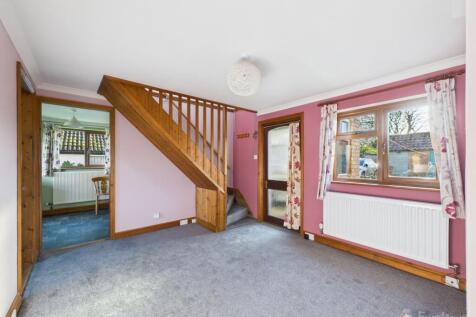 Snug- Mark Stephens EweMove Newmarket and Soham