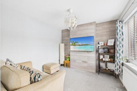 Living Room- Mark Stephens EweMove Newmarket and S