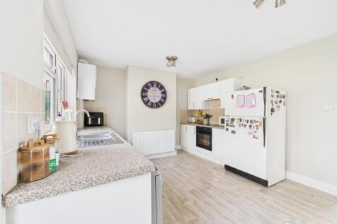 Kitchen Diner- Mark Stephens EweMove Newmarket and