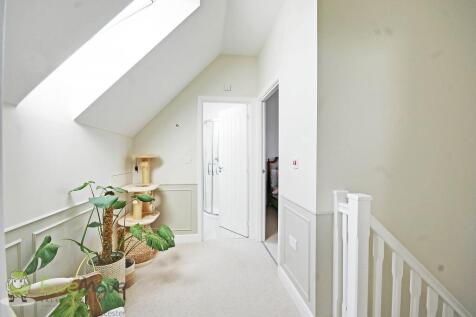 Landing - Second Floor