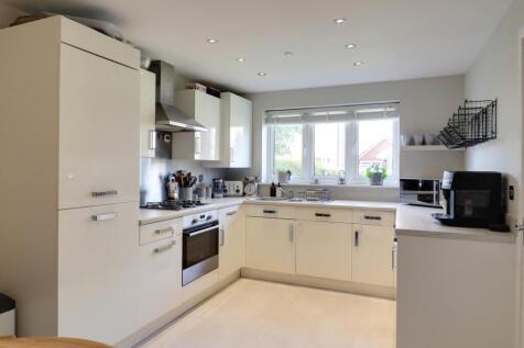 Kitchen Diner EweMove Swindon South Chris Burns