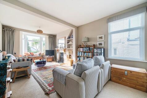 Living Room 4