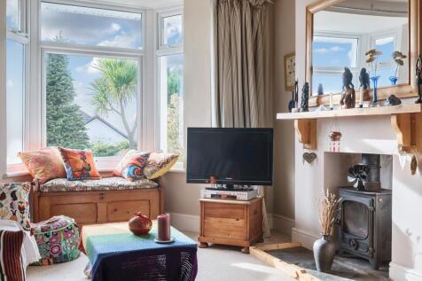 Living Room 5