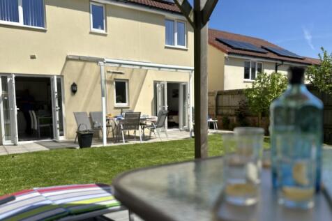 EweMove South Molton - Ash Drive - Rear Garden 1