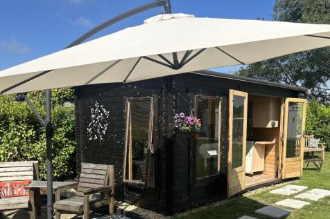 EweMove South Molton - Four Ways Drive - Garden