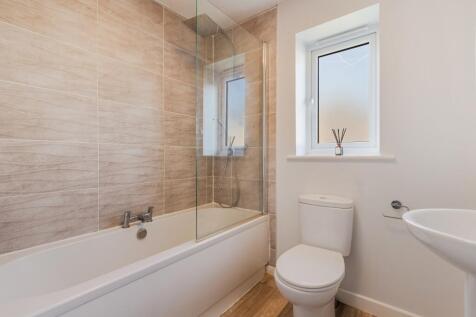 A21 - 43 Wilkins Drive Paignton - 250326