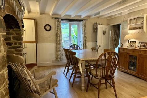 EweMove South Molton - Western Cottage - Dining Ro