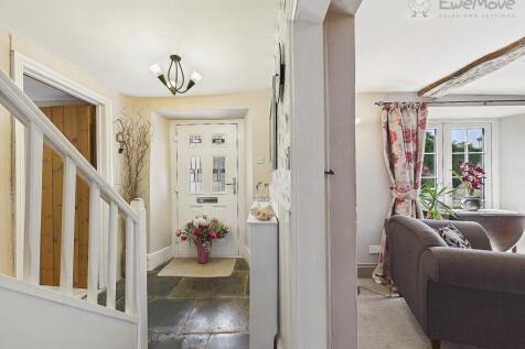 EweMove South Molton - Pollards Farm - Hallway