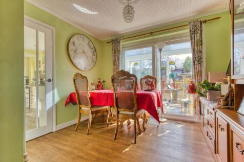 Ewemove Taunton - Parkfield Crescent (3)
