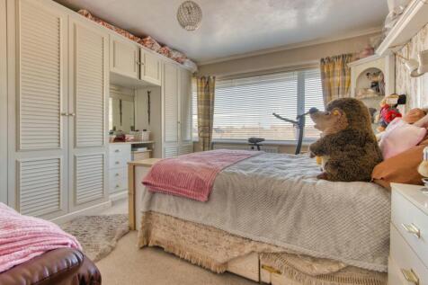 Ewemove Taunton - Parkfield Crescent (13)