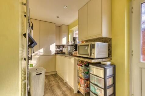 Ewemove Taunton - Parkfield Crescent (6)