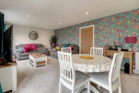 Sitting Dining Room