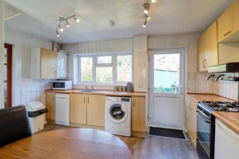 Kitchen EweMove Swindon South