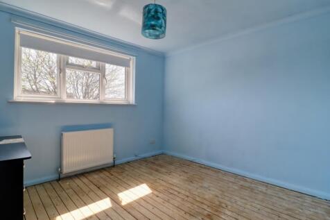 Bedroom Two EweMove Swindon South
