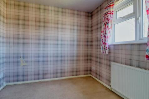 Bedroom Three EweMove Swindon South