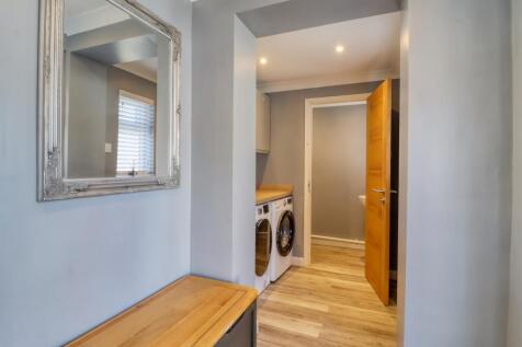 Hallway Utility Cloakroom EweMove Swindon South