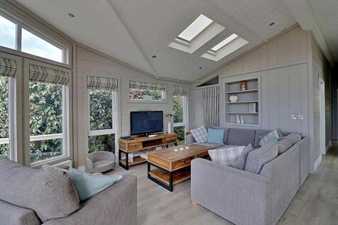 MP24 Living Area