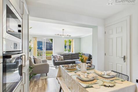 EweMove South Molton - Raleigh Mead - Living Area 