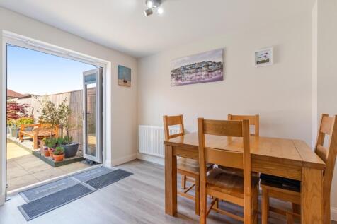A10 - 1 Hollyberry Road Paignton - 250514