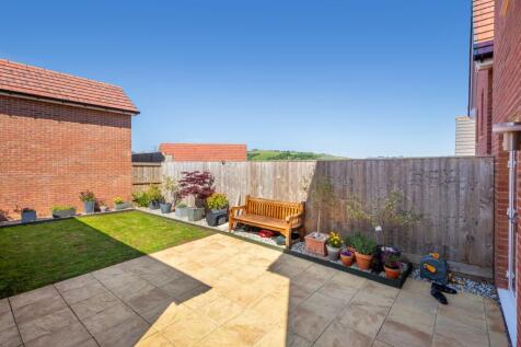 A04 - 1 Hollyberry Road Paignton - 250514
