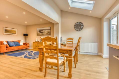 Ewemove Taunton - Hoveland Lane (1)