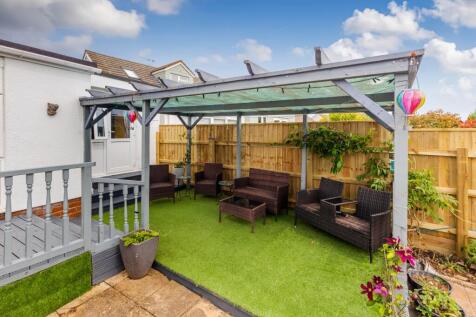 A08 - 115 Goodrington Road Paignton - 250606