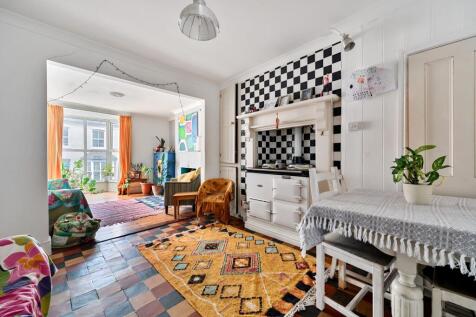 Open Plan Lounge Diner