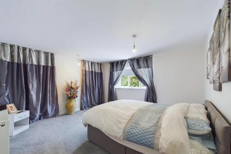 Master Suite 2