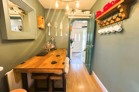 Dining-1-2
