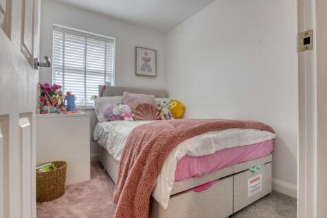 Ewemove Taunton Rossiter Rd (5)