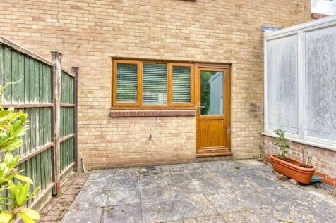 Ewemove Taunton - Allington Close (5)