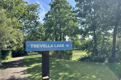 Trevella Lake