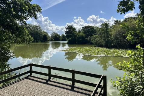 Trevella Lake 2