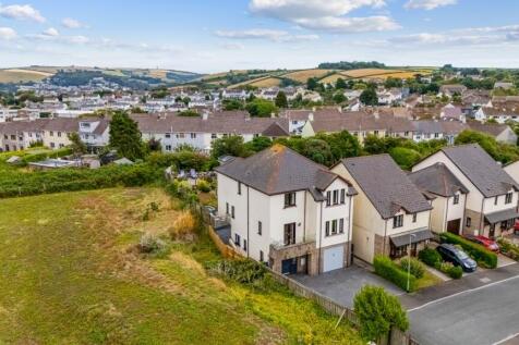 A06 - 80 Seymour Drive Dartmouth Drone - 250717