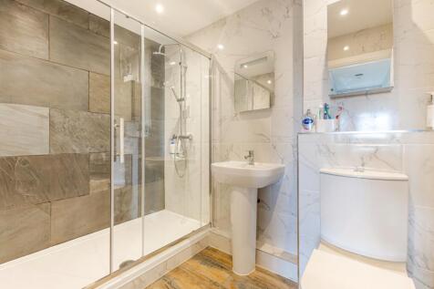 A12 - Flat 28, Holme Court Warrberry Road Torquay 