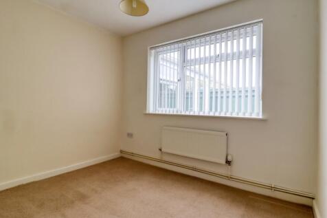 Bedroom 2 Ewemove Swindon South