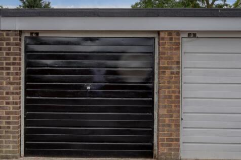 Garage Ewemove Swindon South
