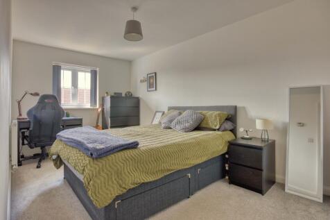 Ewemove Taunton Cheddon Close (18)