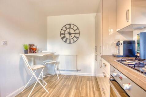 Ewemove Taunton Cheddon Close (12)