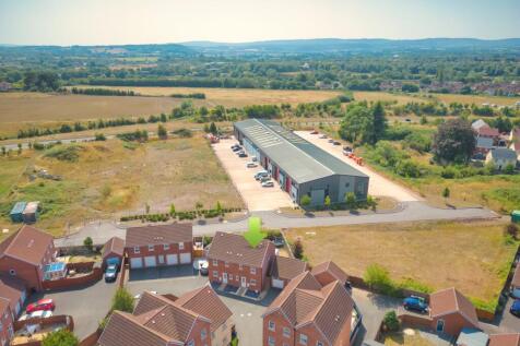 Ewemove Taunton - Roys Place (8)