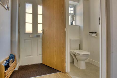 Ewemove Taunton - Roys Place (19)