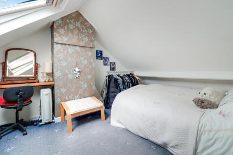 Loft Room 2