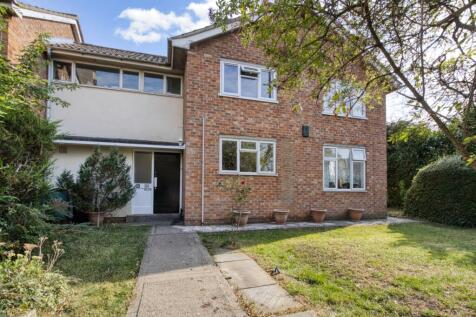 Front - EweMove Swindon South