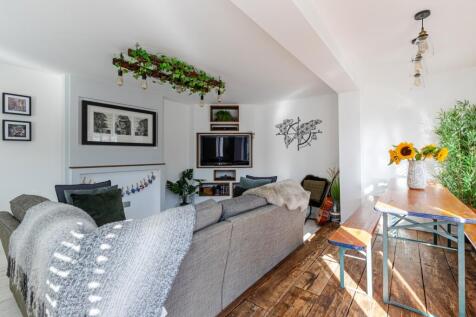 A10 - 9 Fox Tor Close, Paignton - 250821