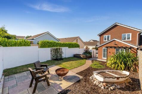 A08 - 9 Fox Tor Close, Paignton - 250821